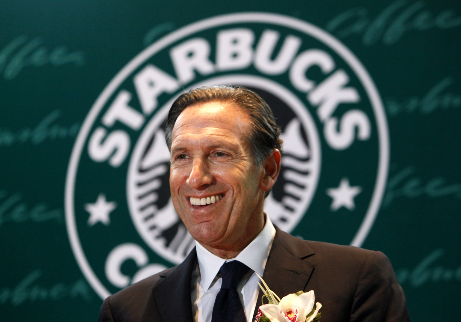 Starbucks and Howard Schultz Recognized for Leadership
